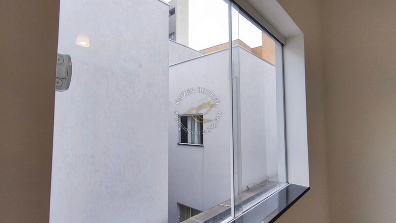 Casa para locação no Centro de Bragança Paulista, com 2 quartos (1 suíte), sala ampla, sacada, 2 vagas e 120m². Valor de R$ 3.000/mês com condomínio incluso.: 32ª foto da galeria de imagens do imóvel