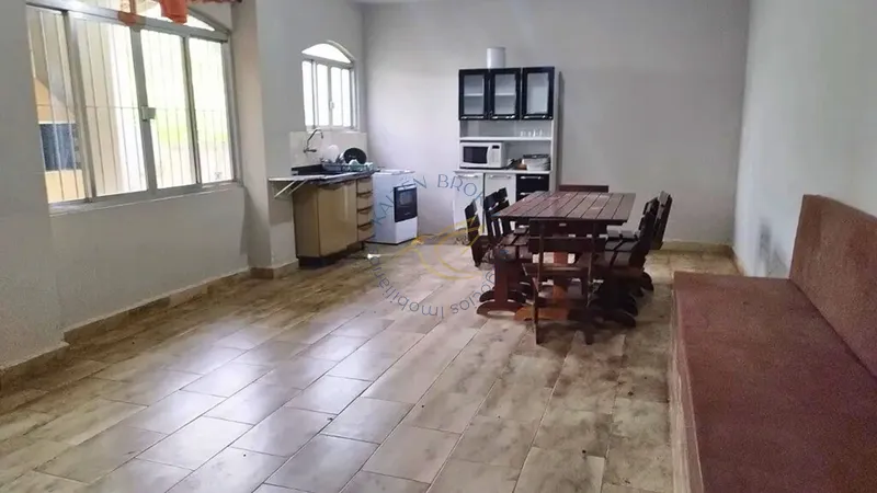 Chácara com 10 dormitórios, piscina, quadra e 4 casas independentes em Bragança Paulista SP. Ideal para pousada, eventos ou lazer familiar. Agende sua visita!: 9ª foto da galeria de imagens do imóvel
