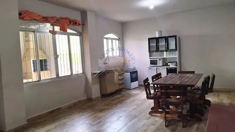 Chácara com 10 dormitórios, piscina, quadra e 4 casas independentes em Bragança Paulista SP. Ideal para pousada, eventos ou lazer familiar. Agende sua visita!: 6ª foto da galeria de imagens do imóvel