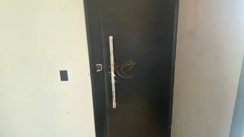 Imóvel com 3 quartos, suíte, sala ampla, cozinha funcional, área de serviço e garagem coberta. Localização privilegiada em Bragança Paulista, a 8 minutos do centro.: 6ª foto da galeria de imagens do imóvel