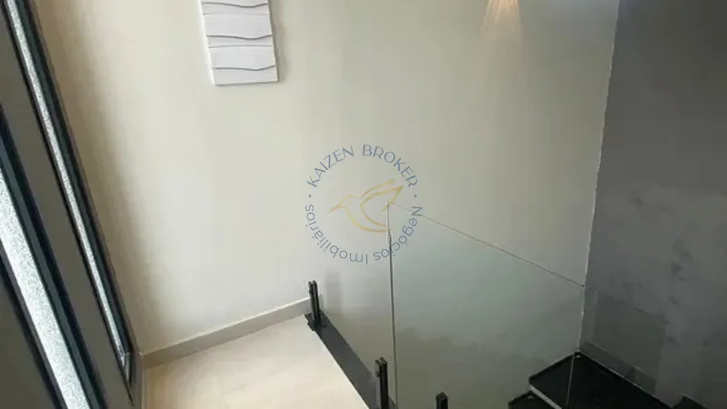 Imóvel com 3 quartos, suíte, sala ampla, cozinha funcional, área de serviço e garagem coberta. Localização privilegiada em Bragança Paulista, a 8 minutos do centro.: 12ª foto da galeria de imagens do imóvel