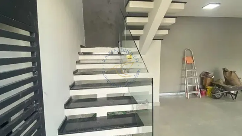Imóvel com 3 quartos, suíte, sala ampla, cozinha funcional, área de serviço e garagem coberta. Localização privilegiada em Bragança Paulista, a 8 minutos do centro.: 14ª foto da galeria de imagens do imóvel
