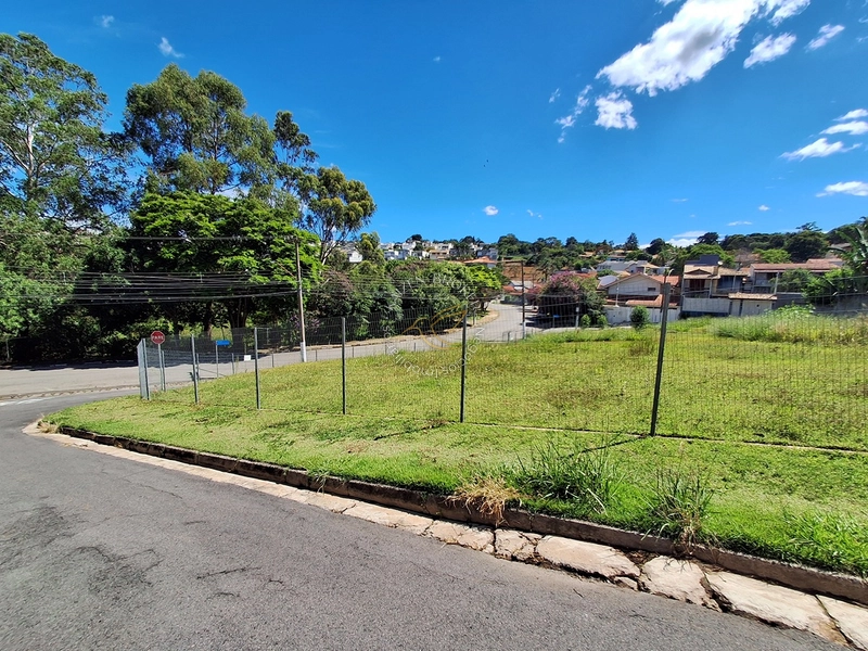 ⛰️ Terreno de 390m² à Venda no Jardim Europa, Zona Sul de Bragança Paulista, SP: 2ª foto da galeria de imagens do imóvel