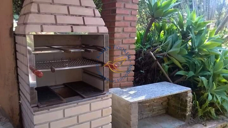 Imóvel com 2.055m² em Bragança Paulista, 3 quartos, piscina e área de lazer. Chácara cercada por natureza e ideal para descanso ou moradia.: 9ª foto da galeria de imagens do imóvel