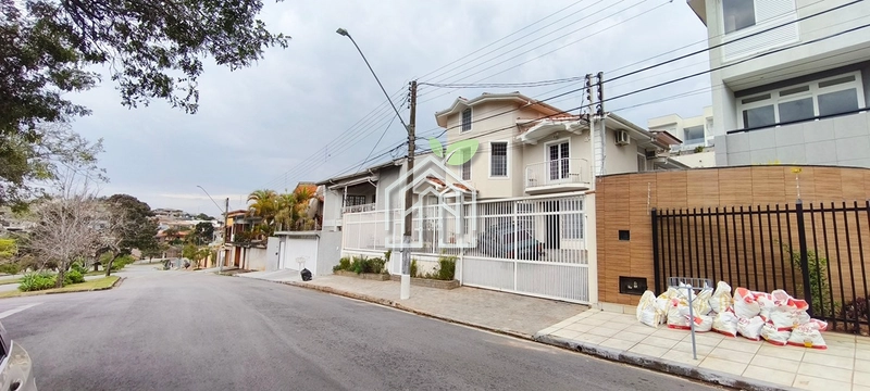 Casa Espaçosa com Piscina no Jardim América – Bragança Paulista/SP: 5ª foto da galeria de imagens do imóvel