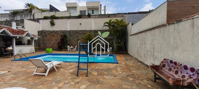 Casa Espaçosa com Piscina no Jardim América – Bragança Paulista/SP: 51ª foto da galeria de imagens do imóvel