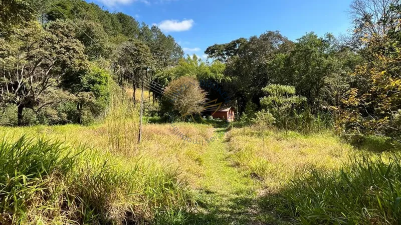 Imóvel rural em Bragança Paulista com estrutura completa, acesso asfaltado, poço semi-artesiano e alto potencial de valorização.: 32ª foto da galeria de imagens do imóvel