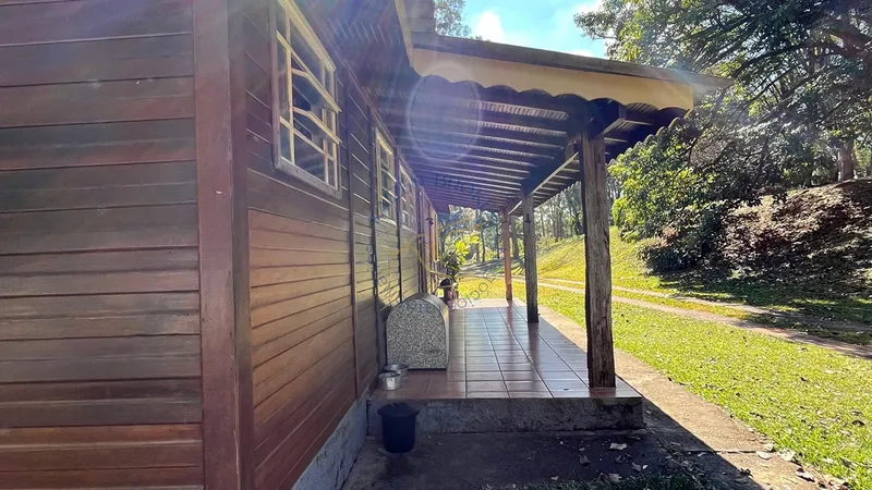 Imóvel rural em Bragança Paulista com estrutura completa, acesso asfaltado, poço semi-artesiano e alto potencial de valorização.: 14ª foto da galeria de imagens do imóvel