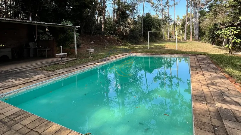 Sítio com casa sede, casa de caseiro, piscina, campo e churrasqueira em Bragança Paulista. Excelente oportunidade para investir ou morar.: 2ª foto da galeria de imagens do imóvel
