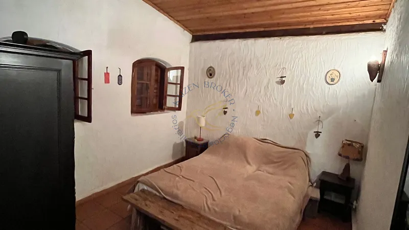 Sítio com casa sede, casa de caseiro, piscina, campo e churrasqueira em Bragança Paulista. Excelente oportunidade para investir ou morar.: 25ª foto da galeria de imagens do imóvel