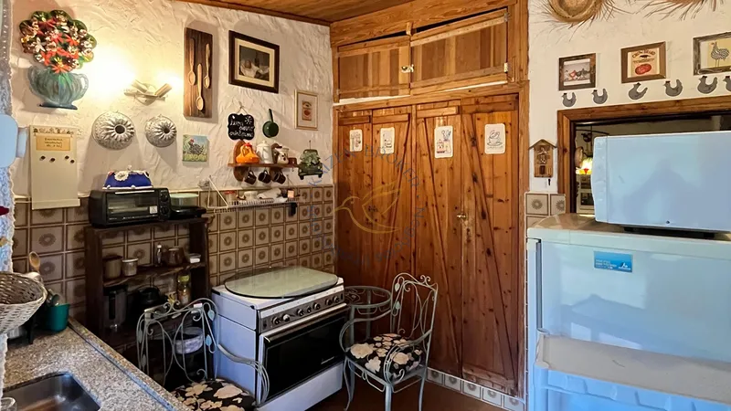Sítio com casa sede, casa de caseiro, piscina, campo e churrasqueira em Bragança Paulista. Excelente oportunidade para investir ou morar.: 8ª foto da galeria de imagens do imóvel