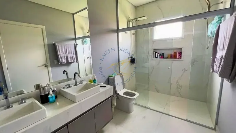 Imóvel de alto padrão em Bragança Paulista no Campos do Conde. Casa com 3 suítes, móveis planejados, piscina, ar condicionado e segurança 24 horas.: 21ª foto da galeria de imagens do imóvel
