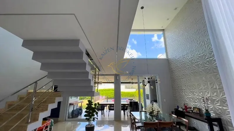 Imóvel de alto padrão em Bragança Paulista no Campos do Conde. Casa com 3 suítes, móveis planejados, piscina, ar condicionado e segurança 24 horas.: 4ª foto da galeria de imagens do imóvel