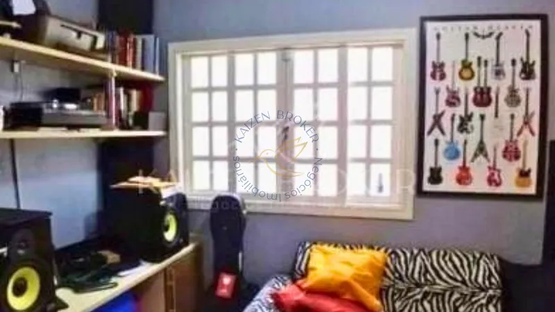 Casa com 3 Quartos, Suíte, Piscina, Jardim, Varanda, Escritório e Portão eletrônico em Bragança Paulista (próximo ao Centro): 10ª foto da galeria de imagens do imóvel