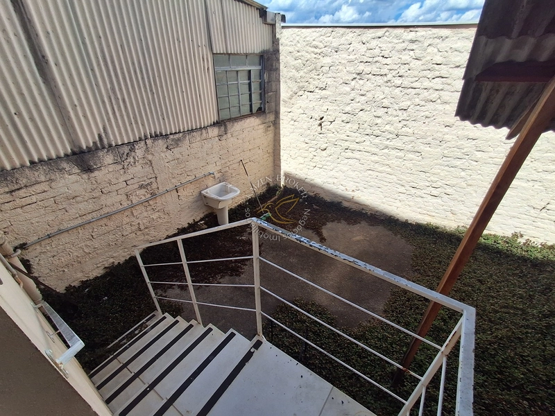 🏢 Amplo Salão Comercial de 150m² para Locação no Centro de Bragança Paulista - SP: 18ª foto da galeria de imagens do imóvel