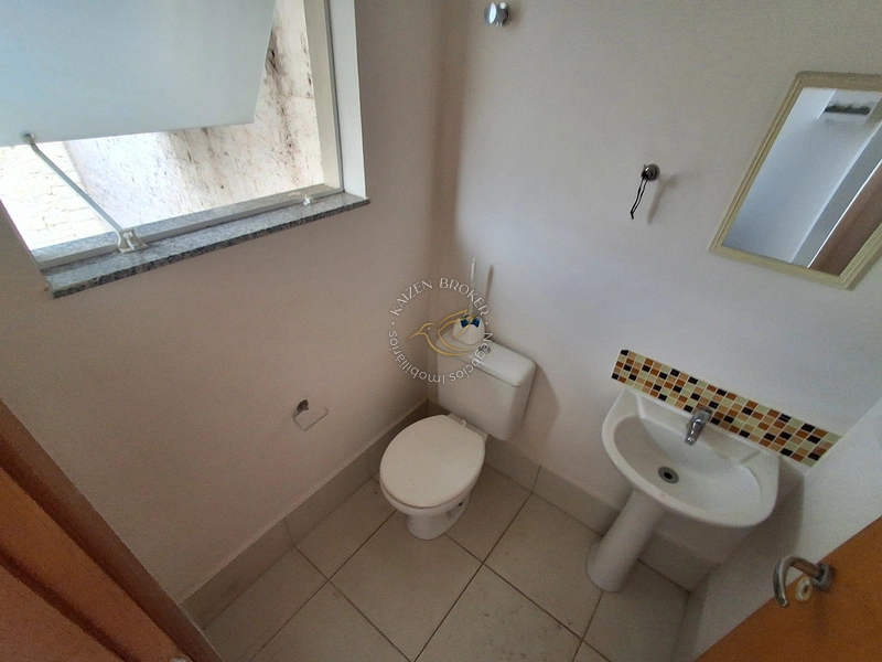 🏢 Amplo Salão Comercial de 150m² para Locação no Centro de Bragança Paulista - SP: 16ª foto da galeria de imagens do imóvel