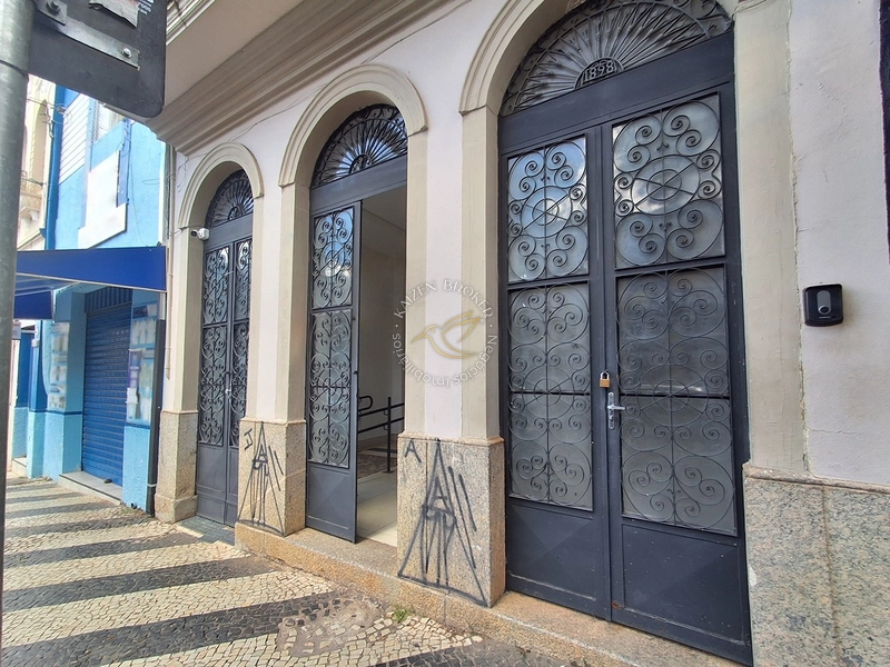 🏢 Amplo Salão Comercial de 150m² para Locação no Centro de Bragança Paulista - SP: 2ª foto da galeria de imagens do imóvel