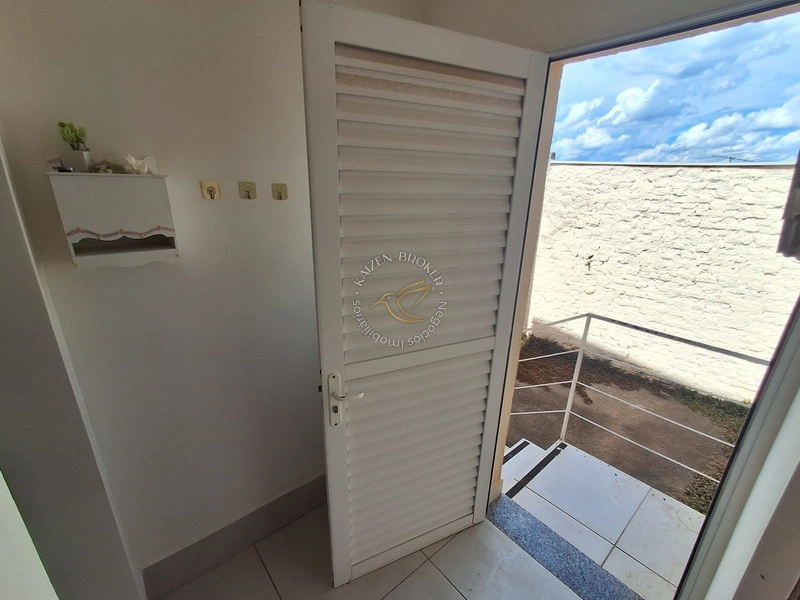 🏢 Amplo Salão Comercial de 150m² para Locação no Centro de Bragança Paulista - SP: 17ª foto da galeria de imagens do imóvel