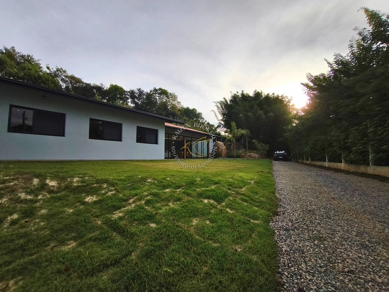 Chácara de Alto Padrão em Bragança Paulista: O Seu Mini Clube Particular 🌳💎: 18ª foto da galeria de imagens do imóvel