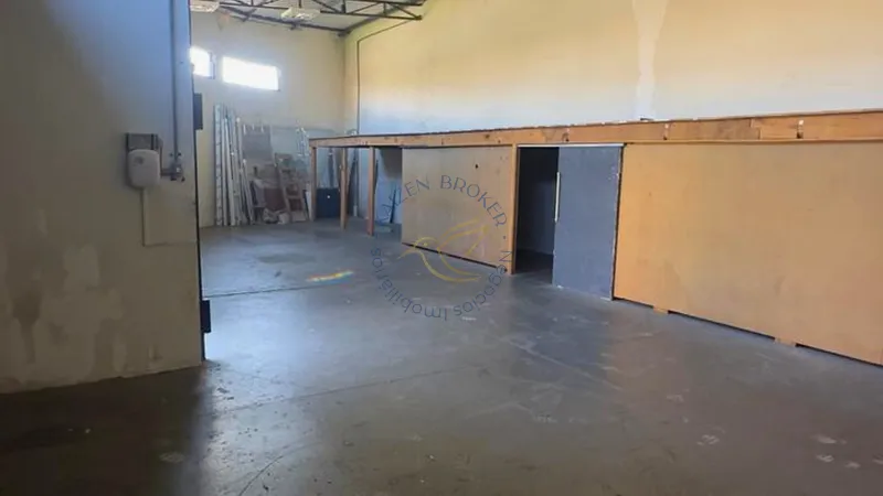 Galpão comercial à venda em Quinta dos Vinhedos, Bragança Paulista. 200m², ótima localização, acesso à rodovia e estrutura ideal para empresas.: 6ª foto da galeria de imagens do imóvel