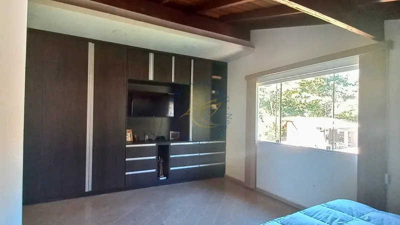 Chácara com 2 quartos, suíte, piscina, espaço gourmet e jardim em Bragança Paulista SP. Terreno amplo, 6 vagas e permuta por imóvel no centro. Agende sua visita!: 19ª foto da galeria de imagens do imóvel