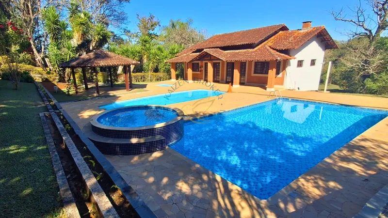 Lote em Tuiuti SP com 384m² em condomínio fechado. Portaria, piscinas, salão de festas e área gourmet. Refúgio perfeito para quem busca qualidade de vida.: 1ª foto da galeria de imagens do imóvel