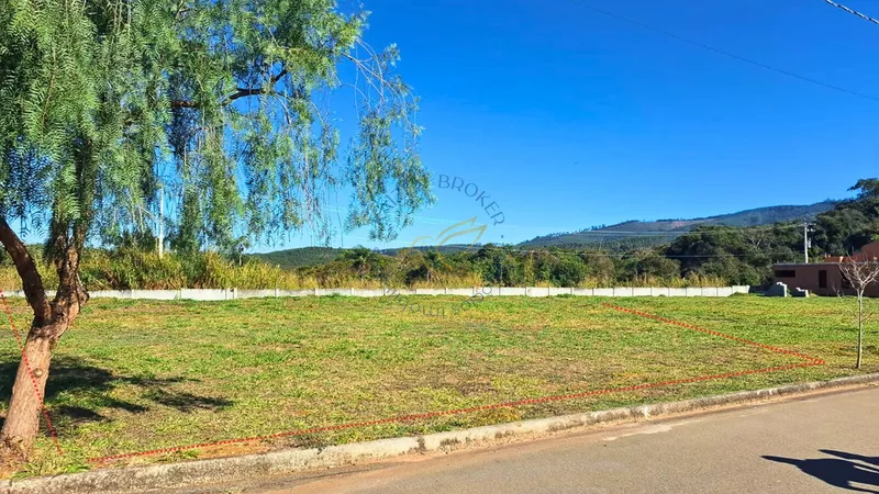 Lote em Tuiuti SP com 384m² em condomínio fechado. Portaria, piscinas, salão de festas e área gourmet. Refúgio perfeito para quem busca qualidade de vida.: 2ª foto da galeria de imagens do imóvel