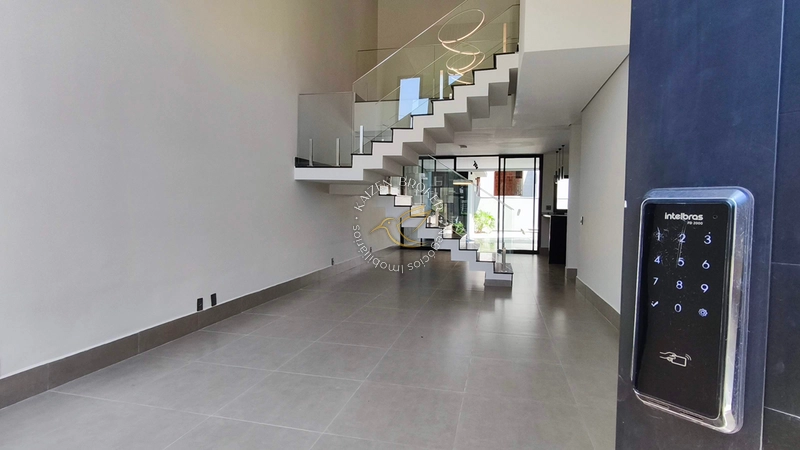 SOBRADO ALTO PADRÃO em Condomínio SAN VITALE, Bragança Paulista | 5 Suítes, Vista para o Lago e Lazer Premium: 7ª foto da galeria de imagens do imóvel