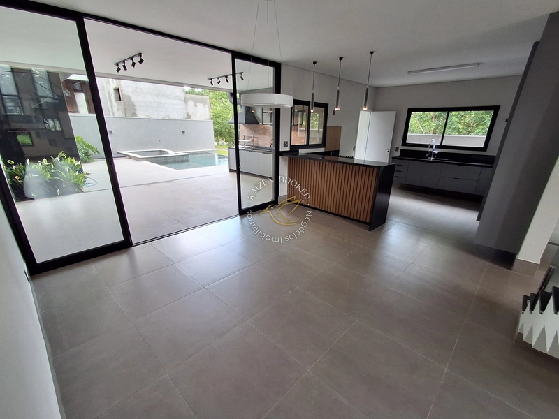 SOBRADO ALTO PADRÃO no Condomínio SAN VITALE, Bragança Paulista | 5 Suítes, Vista para o Lago e Lazer Premium: 20ª foto da galeria de imagens do imóvel