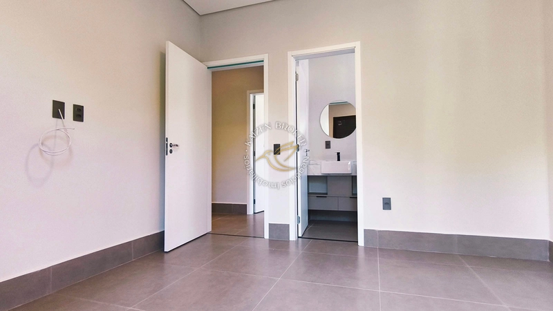 SOBRADO ALTO PADRÃO em Condomínio SAN VITALE, Bragança Paulista | 5 Suítes, Vista para o Lago e Lazer Premium: 46ª foto da galeria de imagens do imóvel
