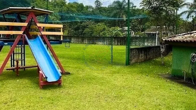 Chácara com 6 suítes, piscina, campo, salão de festas e pomar em condomínio fechado em Bragança Paulista. Viva com conforto, lazer e segurança!: 14ª foto da galeria de imagens do imóvel