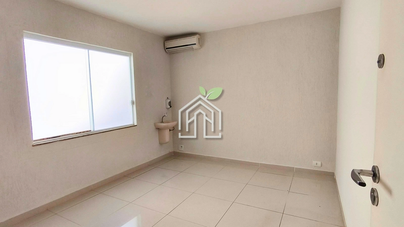 Imóvel Comercial Ideal para Clínica – 350 m² | R$ 8.000/mês: 12ª foto da galeria de imagens do imóvel
