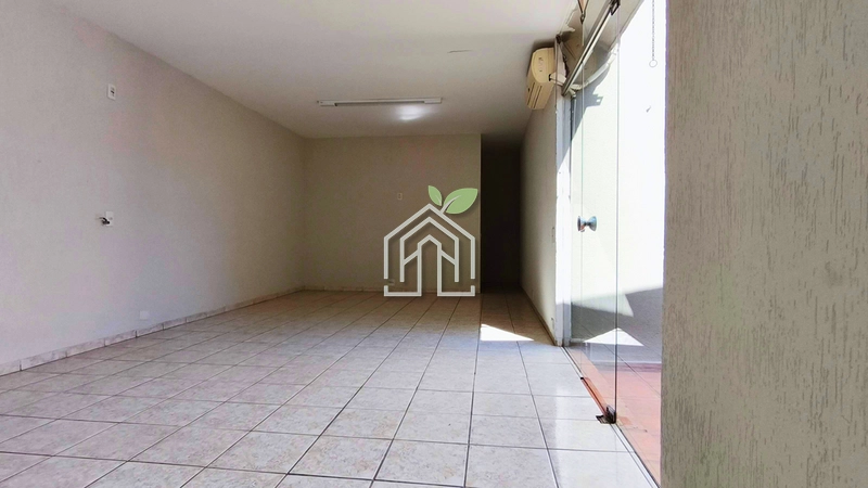 Imóvel Comercial Ideal para Clínica – 350 m² | R$ 8.000/mês: 16ª foto da galeria de imagens do imóvel
