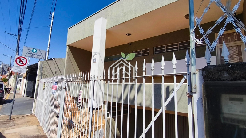 Imóvel Comercial Ideal para Clínica – 350 m² | R$ 8.000/mês: 3ª foto da galeria de imagens do imóvel
