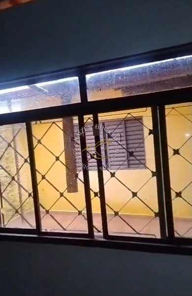 Casa térrea à venda no Jardim Primavera em Bragança Paulista. 3 dormitórios, suíte, edícula, área gourmet e 5 vagas. Próxima ao Lago do Taboão e Euroville.: 4ª foto da galeria de imagens do imóvel