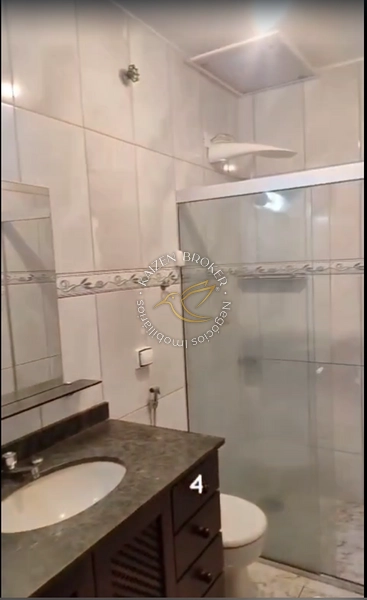 Casa térrea à venda no Jardim Primavera em Bragança Paulista. 3 dormitórios, suíte, edícula, área gourmet e 5 vagas. Próxima ao Lago do Taboão e Euroville.: 32ª foto da galeria de imagens do imóvel