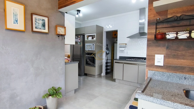 🏡 Casa Térrea com Área Gourmet e Vista Panorâmica no Condomínio Portal da Serra: 19ª foto da galeria de imagens do imóvel