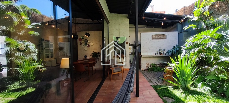 Casa com 3 Quartos, Reformada com Ssuíte e Atelier – Zona Sul Bragança: 2ª foto da galeria de imagens do imóvel