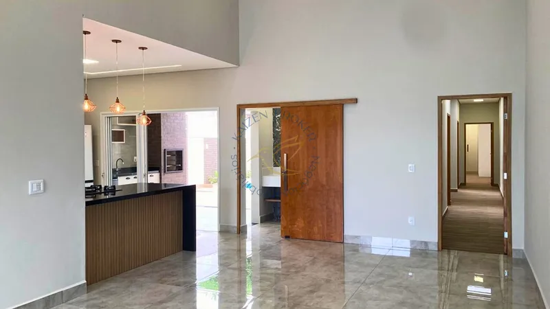 Casa nova à venda no Sunset Village em Bragança Paulista. 3 suítes, piscina aquecida, área gourmet, cozinha planejada e localização privilegiada próxima ao shopping.: 3ª foto da galeria de imagens do imóvel