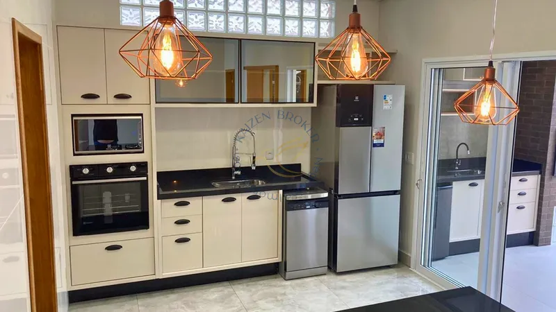Casa nova à venda no Sunset Village em Bragança Paulista. 3 suítes, piscina aquecida, área gourmet, cozinha planejada e localização privilegiada próxima ao shopping.: 5ª foto da galeria de imagens do imóvel