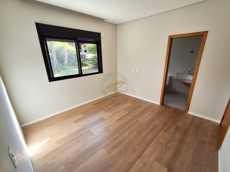 Casa Nova Térrea de Alto Padrão, 387m² construídos em um terreno de 1.800m² – Condomínio Jardim das Palmeiras: 29ª foto da galeria de imagens do imóvel