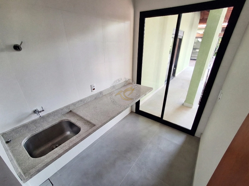 Casa Nova Térrea de Alto Padrão, 387m² construídos em um terreno de 1.800m² – Condomínio Jardim das Palmeiras: 21ª foto da galeria de imagens do imóvel