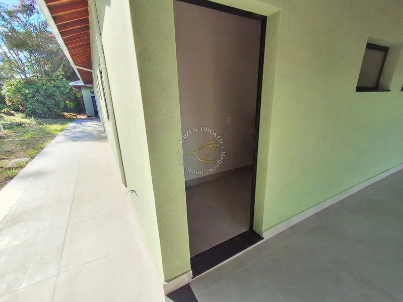 Casa Nova Térrea de Alto Padrão, 387m² construídos em um terreno de 1.800m² – Condomínio Jardim das Palmeiras: 5ª foto da galeria de imagens do imóvel