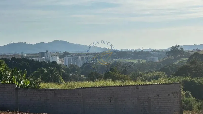 Lote à venda na Chácara Portal das Estâncias em Bragança Paulista. Ideal para quem busca espaço, natureza e qualidade de vida.: 2ª foto da galeria de imagens do imóvel