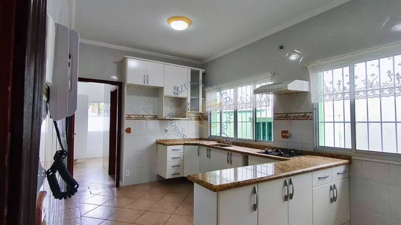 Locação de Casa com Vista Panorâmica e 3 Dormitórios no Jardim América – Bragança Paulista: 2ª foto da galeria de imagens do imóvel