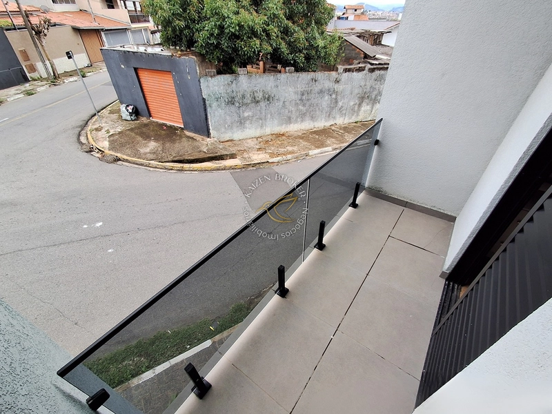 Sobrado à venda em Vila Garcia, Bragança Paulista SP. 3 suítes, 2 vagas, excelente localização. Aceita permuta e financiamento. Agende sua visita.: 48ª foto da galeria de imagens do imóvel