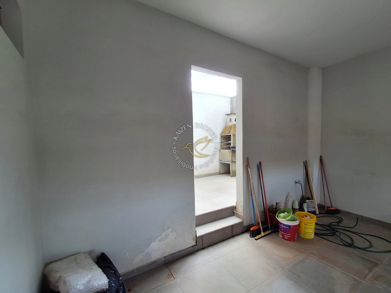 Sobrado à venda em Vila Garcia, Bragança Paulista SP. 3 suítes, 2 vagas, excelente localização. Aceita permuta e financiamento. Agende sua visita.: 15ª foto da galeria de imagens do imóvel