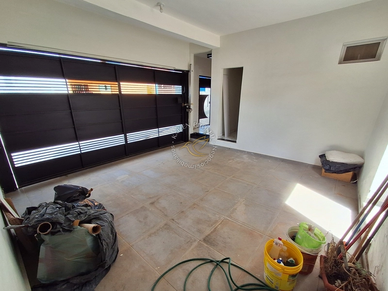 Sobrado à venda em Vila Garcia, Bragança Paulista SP. 3 suítes, 2 vagas, excelente localização. Aceita permuta e financiamento. Agende sua visita.: 13ª foto da galeria de imagens do imóvel