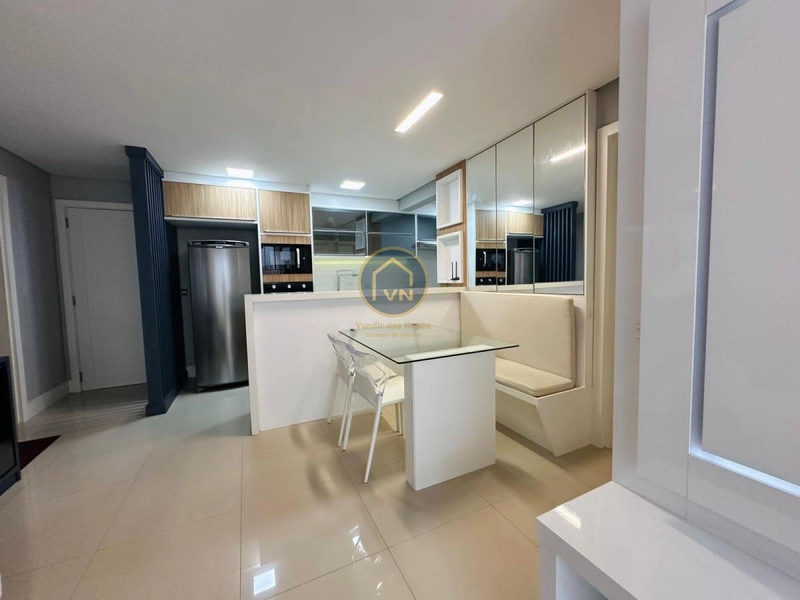 Apartamento para Venda em Balneário Camboriú, Praia dos Amores, 2 dormitórios, 2: 2ª foto da galeria de imagens do imóvel