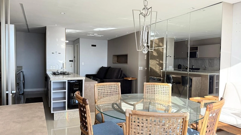 SEU FRENTE MAR EM MOBILIADO NO CENTRO DE ITAJAI: 3ª foto da galeria de imagens do imóvel